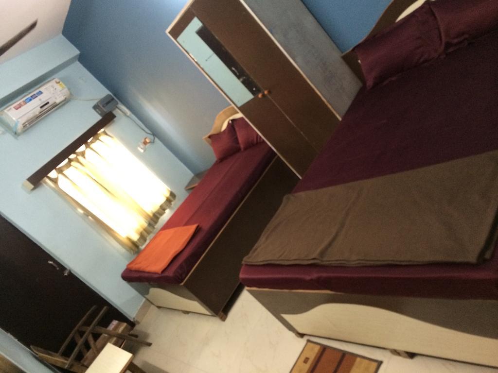 Hotel Pragya International Váránasí Pokoj fotografie