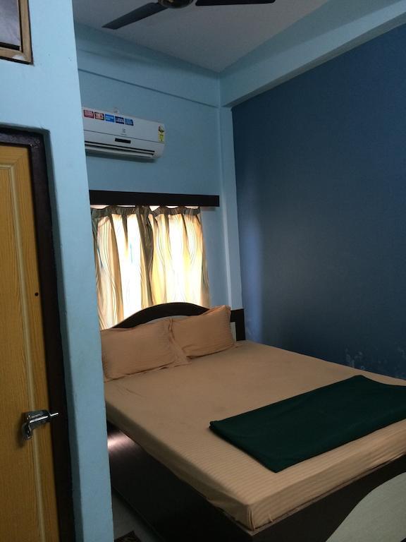 Hotel Pragya International Váránasí Pokoj fotografie
